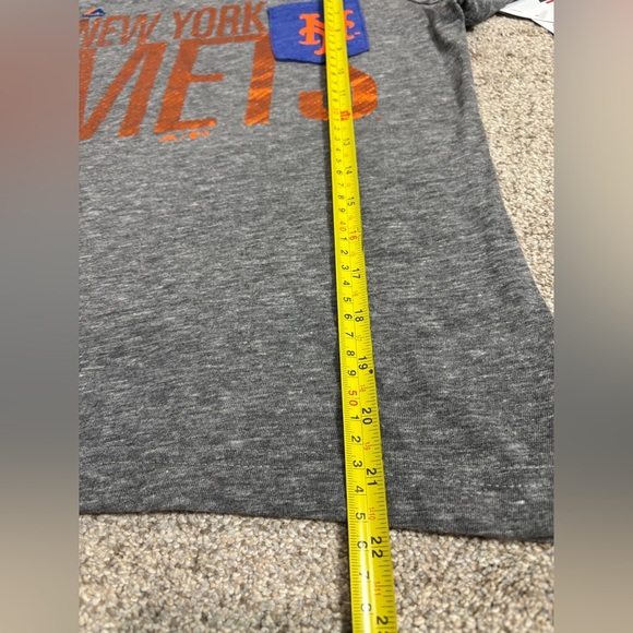 NEW! New York Mets Girl’s T Shirt Medium Pocket Baseball Orange and Blue - Picture 2 of 6